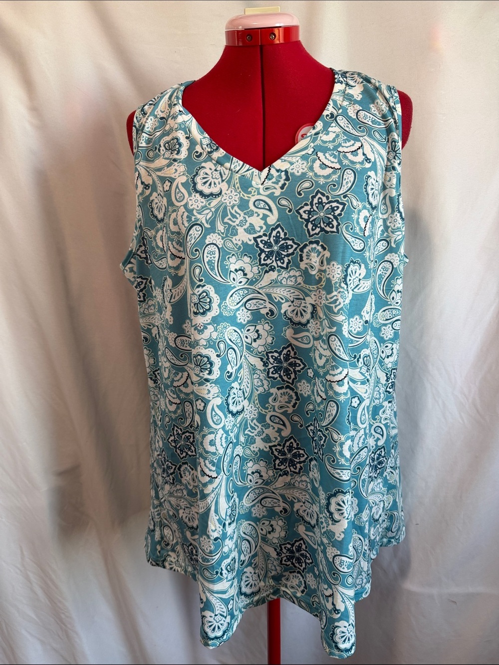 V-Neck Paisley Tank Top - Aqua/White